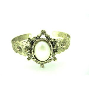 1960s gold pearl vintage bridal bracelet AG226 vintage wedding accessories