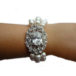 'Lana' vintage pearl wedding bracelet