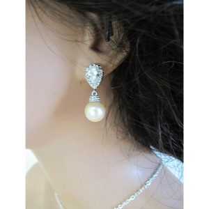 Crystal pearl drop bridal wedding earrings